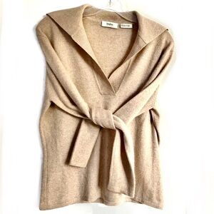 Neiman Marcus Beige V-Neck Collared 100% Cashmere Sweater